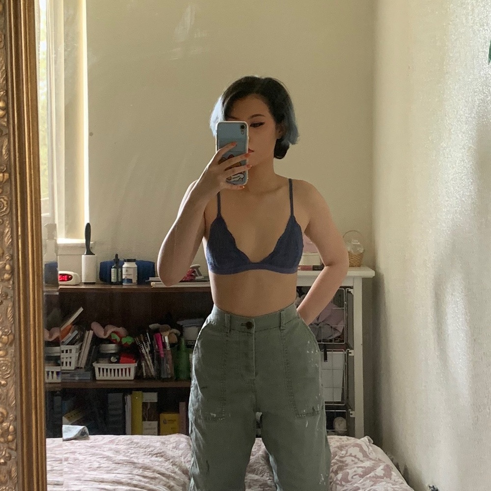 J crew green cargo pants w big pockets and paint